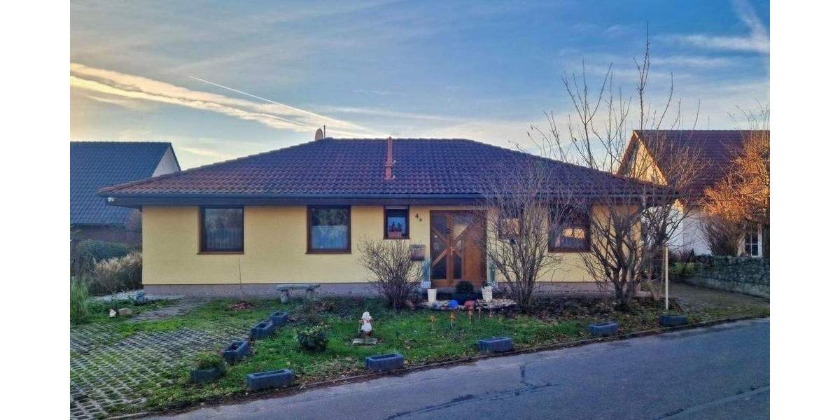 Ein-Zweifamilienhaus in Taucha 4 zimmer