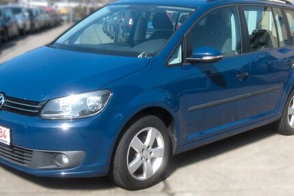 VW Touran 249.900 km 5.699 &euro; Leipzig 04347