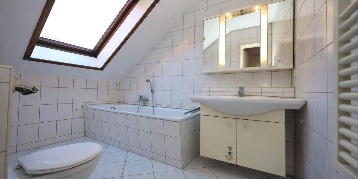 Etagenwohnung Naunhof Ammelshain - 2 Zimmer, 65 m&sup2;, 109.000&euro; | Angebot:25798028