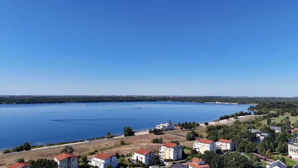 Maisonettewohnung im historischen Hofgut Zöbigker mit Garten und Balkon, direkt am Cospudener See 4 zimmer