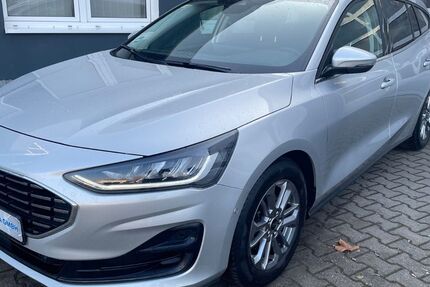 Ford Focus 48.998 km 18.999 &euro; Leuna 06237