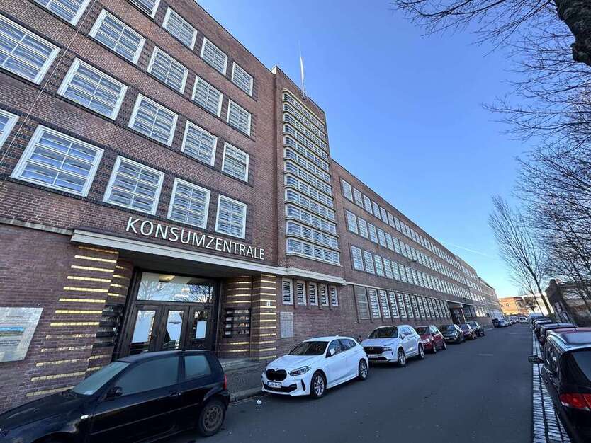 Moderne trifft Vergangenheit- Büroflächen in der historischen Konsumzentrale Plagwitz mieten! zimmer