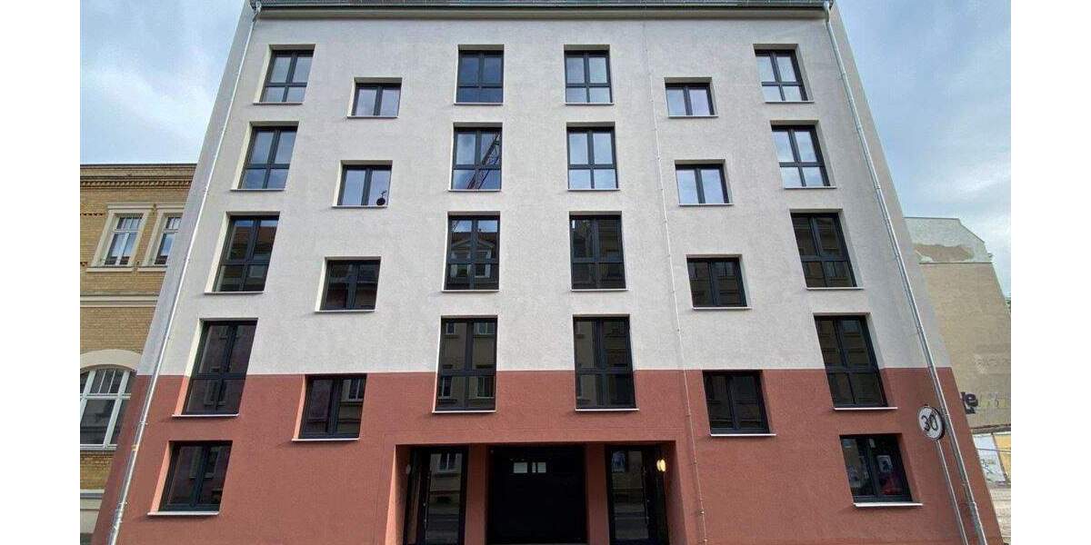 Stötteritz* Neubau* Zweitbezug* altersgerechte Whg* hell* Balkon hofseitig* offene Küche mit EBK 2 zimmer