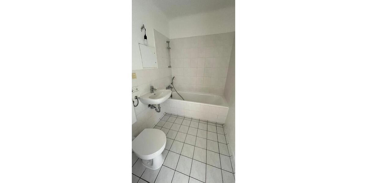 Etagenwohnung Leipzig Lausen-Grünau - 1 Zimmer, 33 m&sup2;, 275&euro; | Angebot:25772492