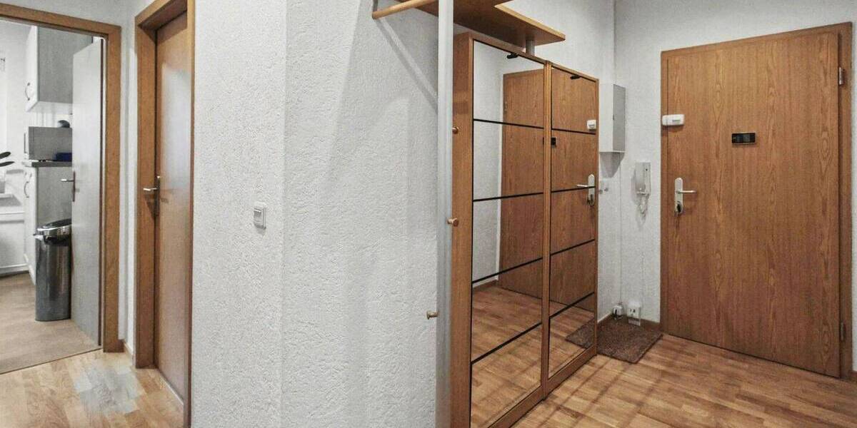 Etagenwohnung Leipzig Heiterblick - 2 Zimmer, 62 m&sup2;, 140.000&euro; | Angebot:26319344