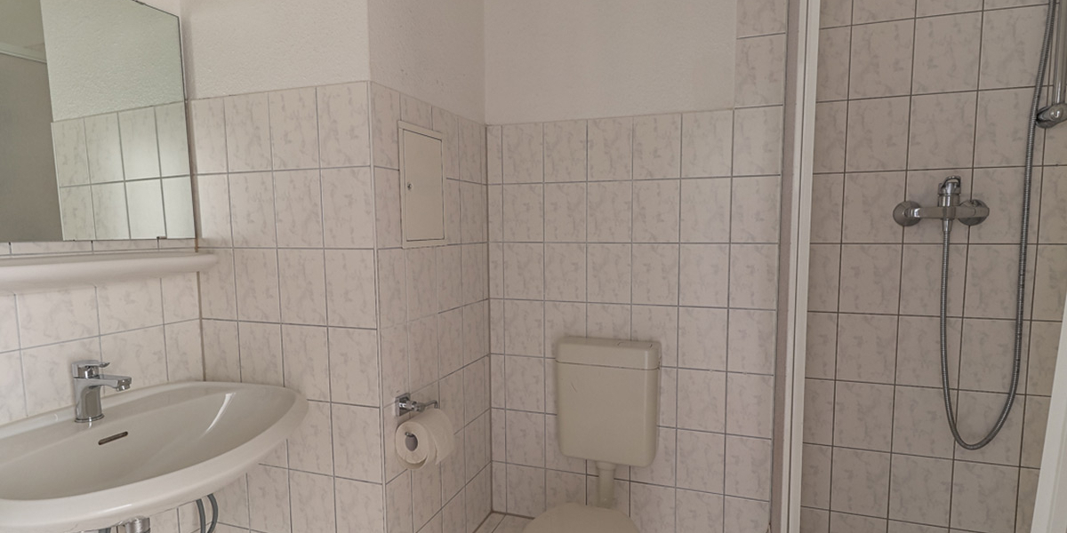 LEIPZIG-MÖCKERN + 3 RAUM WOHNUNG MIT EINBAUKÜCHE + 3.OG + AB SOFORT FREI - Etagenwohnung Leipzig-Möckern Möckern | Angebot:26365452