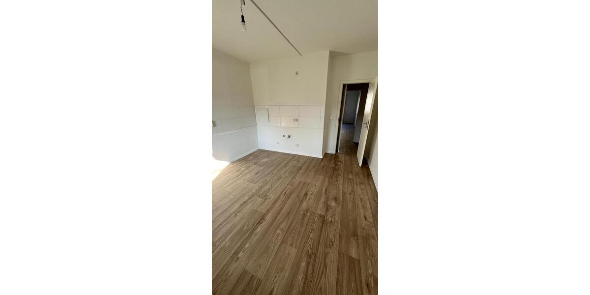 Erdgeschoßwohnung Leipzig Lausen-Grünau - 1 Zimmer, 39 m&sup2;, 325&euro; | Angebot:25790194