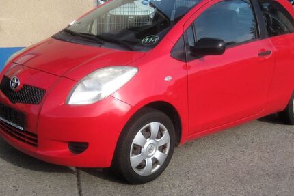 Toyota Yaris 215.000 km 2.499 € Leipzig 04347