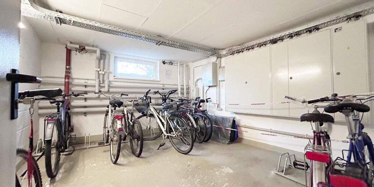 Etagenwohnung Schkeuditz - 2 Zimmer, 60 m&sup2;, 121.000&euro; | Angebot:25667258