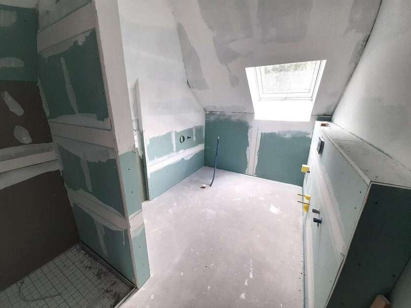 Exklusiv Doppelhaushälfte über 3 Etagen mit Terrasse und Garten 5 zimmer