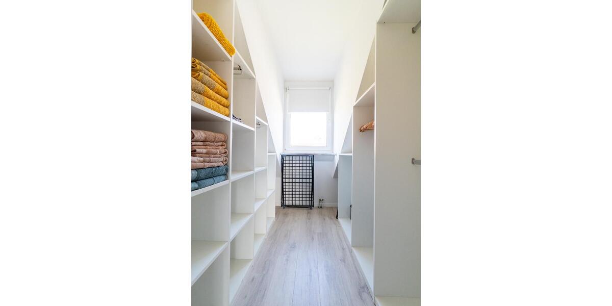 Dachgeschoßwohnung Leipzig - 2 Zimmer, 65 m&sup2;, 1.430&euro; | Angebot:26322055