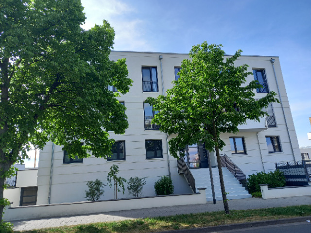 Etagenwohnung Zwenkau - 3 Zimmer, 108 m&sup2;, 1.499&euro; | Angebot:26308337