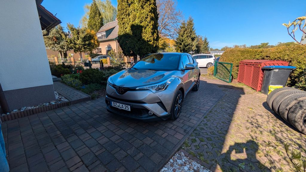 Toyota C-HR 85.000 km 15.400 &euro; Leipzig 04159