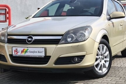 Opel Astra Edition 1.6 Automatik/Klima/8x bereift