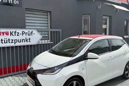 Toyota Aygo (X) 48.500 km 9.880 &euro; Leipzig 04179