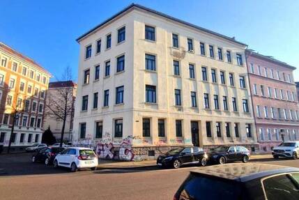 Neu Sanierte Wohnung in Zentrumsnähe
