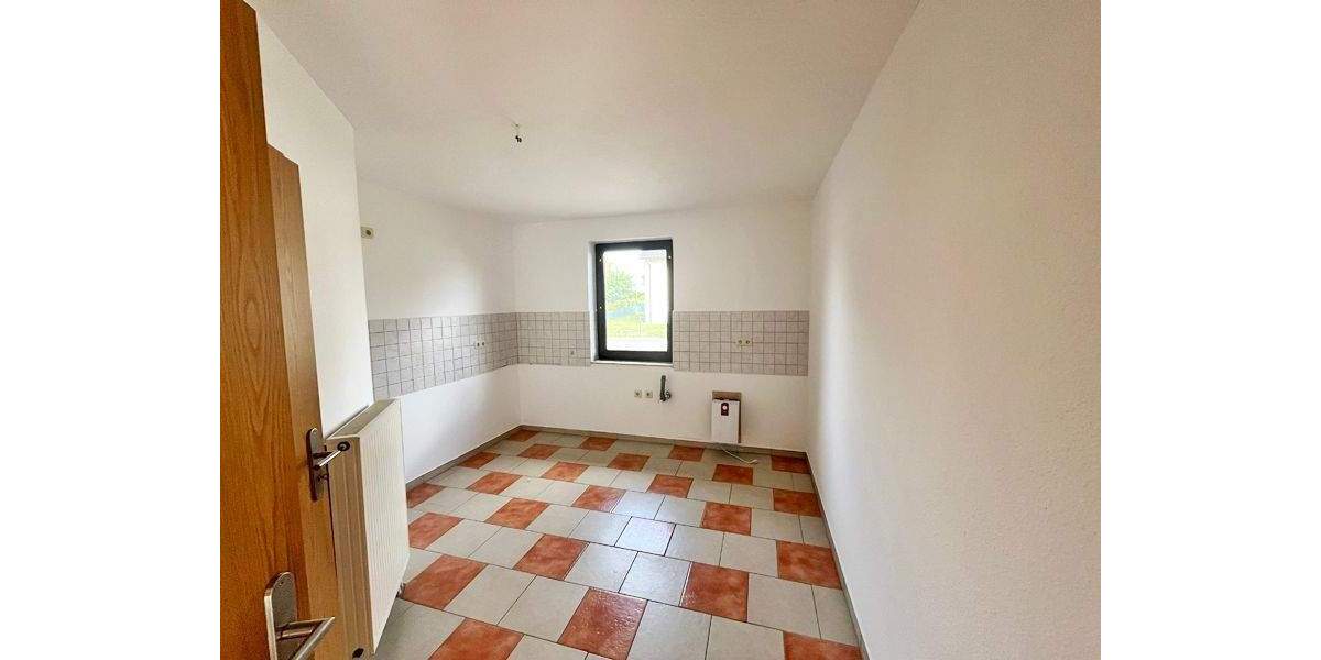 Mehrfamilienhaus, Wohnhaus Grimma Wetteritz - 4 Zimmer, 110 m&sup2;, 1.000&euro; | Angebot:25701904