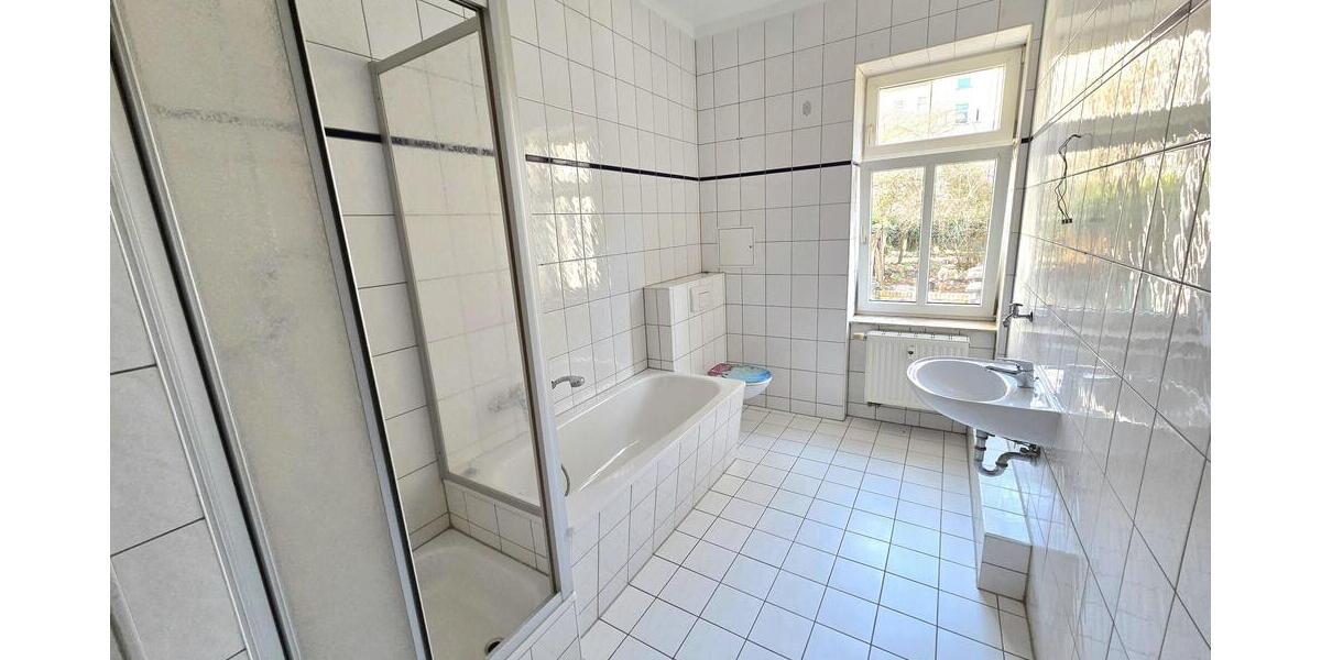 Großzügige 1-Zimmer-Wohnung mit Parkettfußboden und Tageslichtbad! - Erdgeschoßwohnung Leipzig Stötteritz | Angebot:26383876