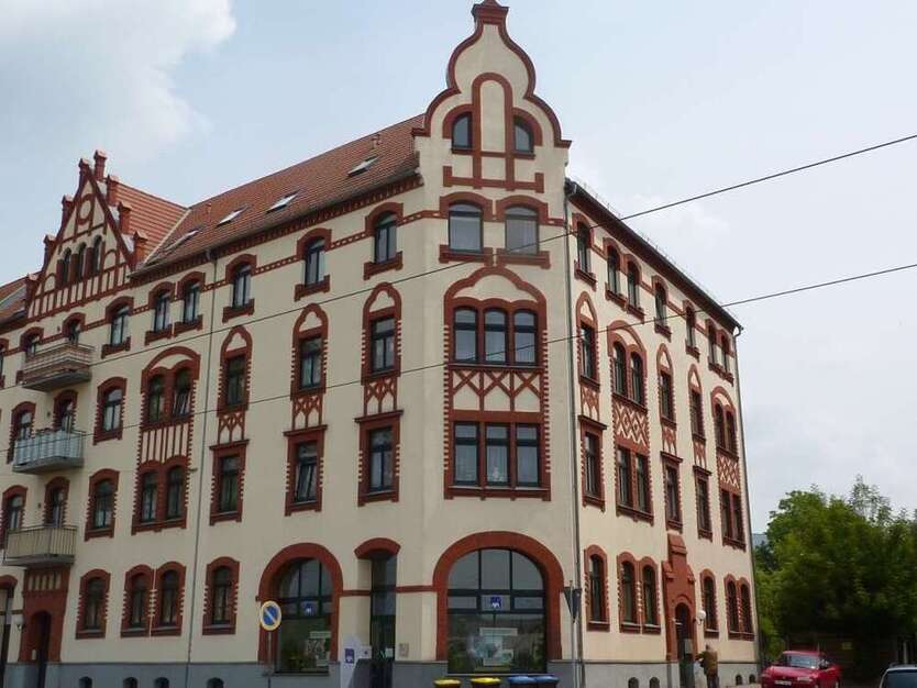 Wohnung zum Mieten in Halle 399 € 49 m²