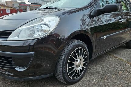 Renault Clio 145.300 km 3.690 &euro; Markkleeberg 04416