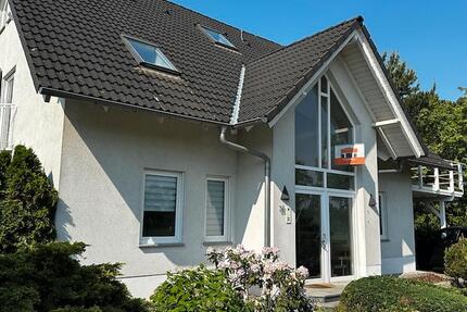 Haus Leipzig Südost - 7 Zimmer, 220 m&sup2;, 2.680&euro; | Angebot:24795814