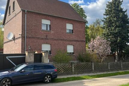 Haus Lützen - 8 Zimmer, 130 m&sup2;, 225.000&euro; | Angebot:26548110