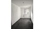 Etagenwohnung Groitzsch - 3 Zimmer, 70 m&sup2;, 440&euro; | Angebot:25804811