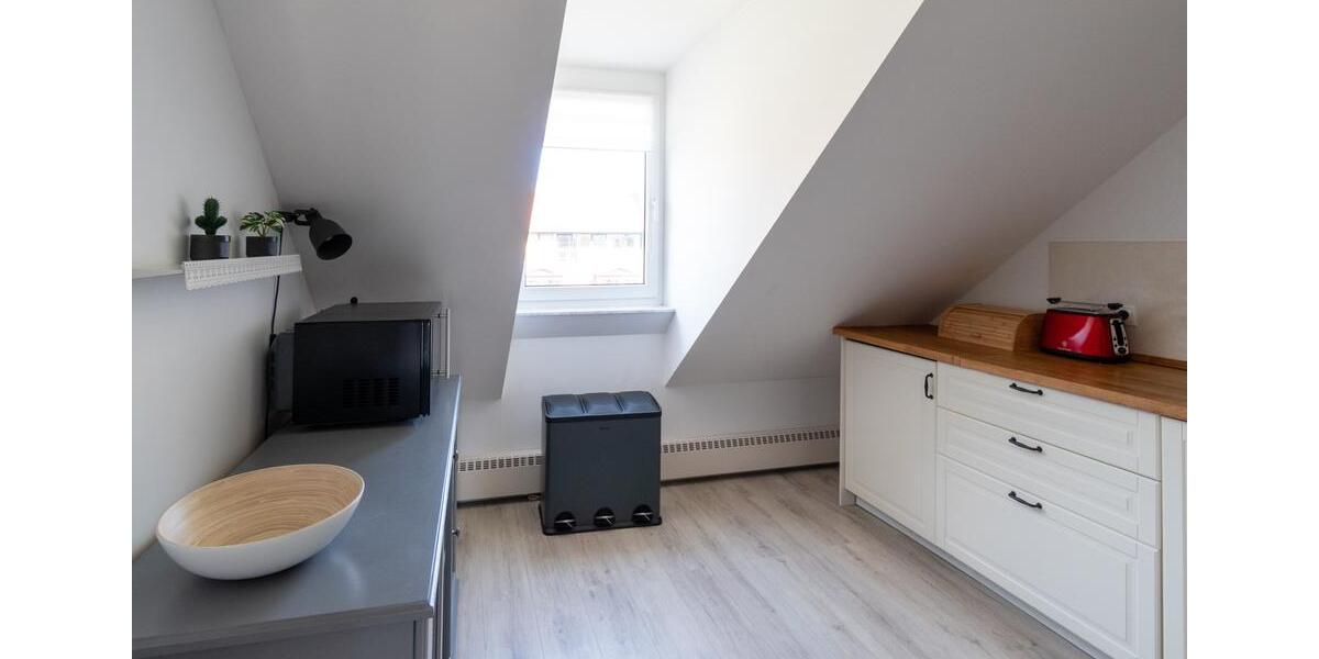 Dachgeschoßwohnung Leipzig - 2 Zimmer, 65 m&sup2;, 1.430&euro; | Angebot:26322055