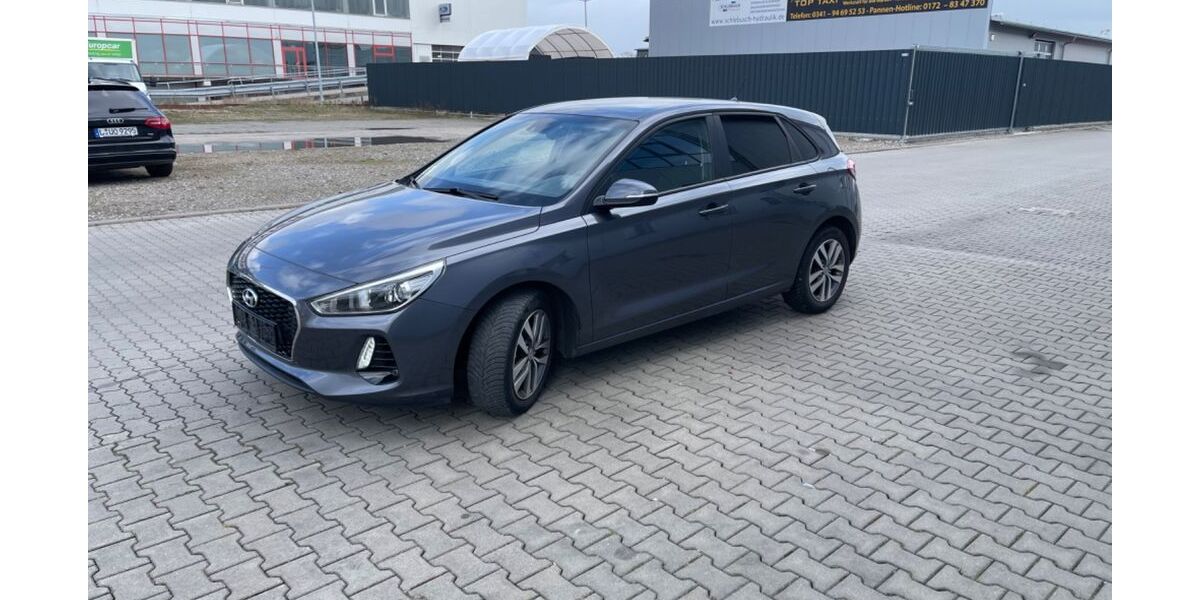 Hyundai i30 96.750 km 11.500 &euro; Leipzig 04209