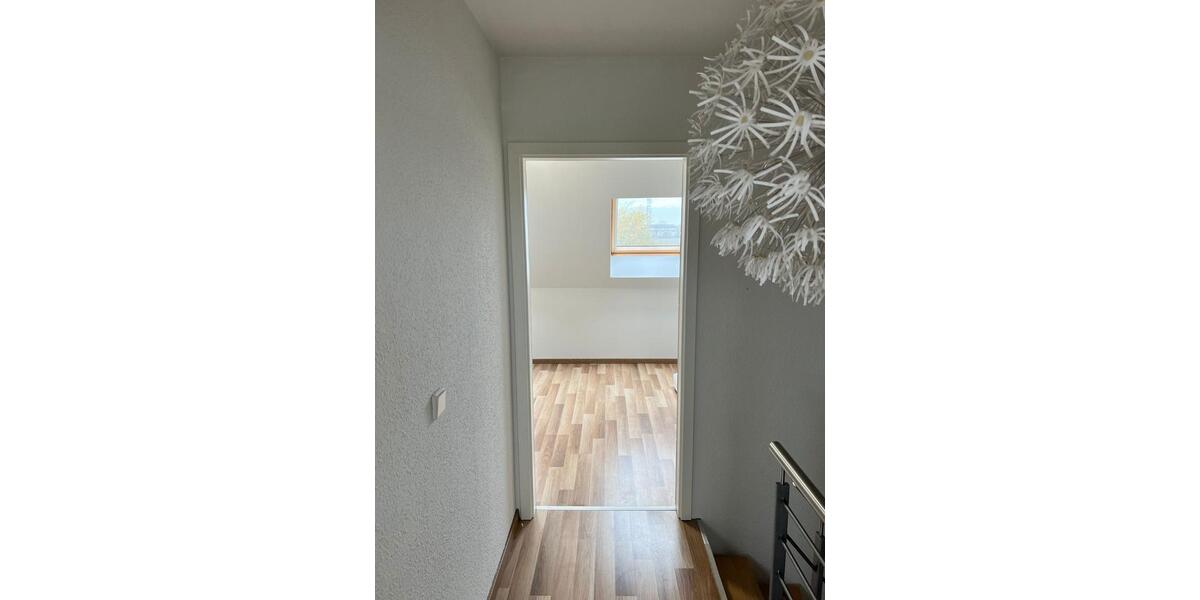 Reihenhaus Delitzsch - 5 Zimmer, 142 m&sup2;, 1.499&euro; | Angebot:26129553