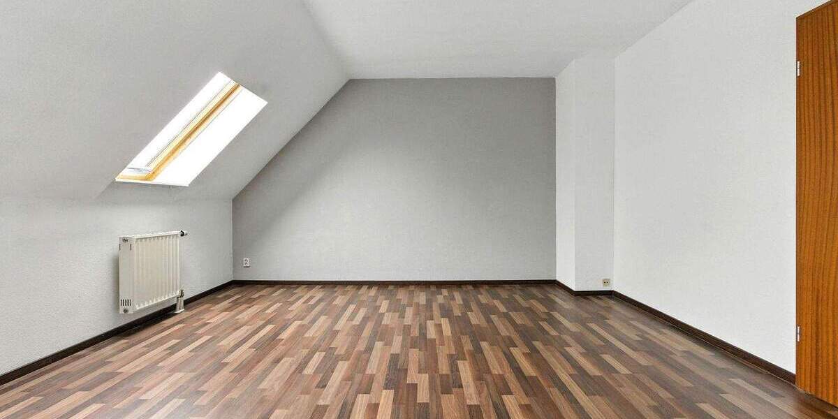 Reihenmittelhaus Kötschlitz Kötschlitz - 4 Zimmer, 109 m&sup2;, 220.000&euro; | Angebot:25425290