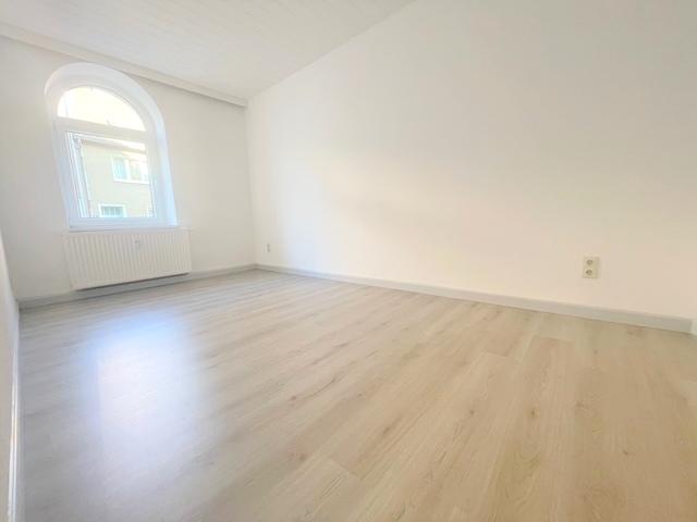 Etagenwohnung Lützen - 4 Zimmer, 110 m&sup2;, 850&euro; | Angebot:21439660