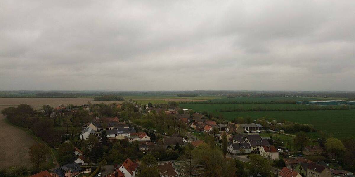 Reihenmittelhaus Leipzig Seehausen - 6 Zimmer, 135 m&sup2;, 350.000&euro; | Angebot:26569331