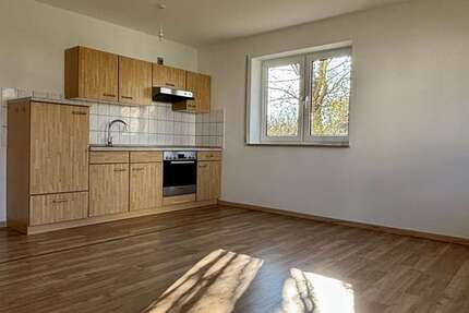 Wohnung Naunhof Erdmannshain - 1 Zimmer, 35 m&sup2;, 305&euro; | Angebot:27356137
