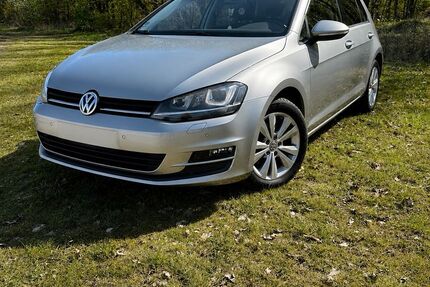 VW Golf 102.941 km 9.990 &euro; Brandis 04821