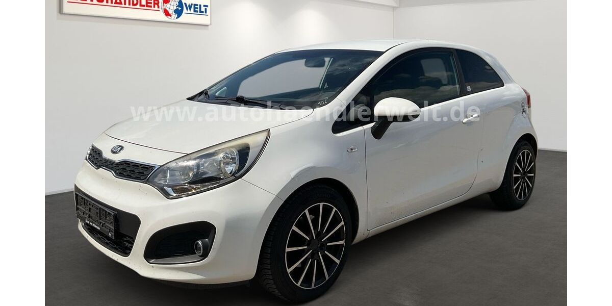Kia Rio 256.768 km 4.299 &euro; Brehna 06796