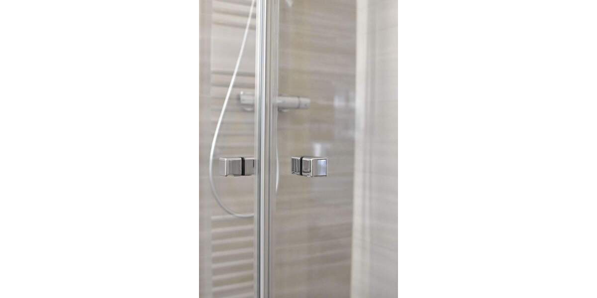 Etagenwohnung Leipzig Leutzsch - 2 Zimmer, 80 m&sup2;, 1.090&euro; | Angebot:25819037