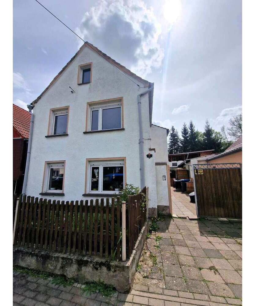 Haus zum Kaufen in Hohenmölsen 190.000 € 120 m²