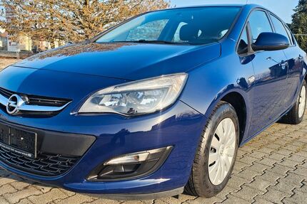 Opel Astra 122.000 km 5.399 &euro; Brandis 04821