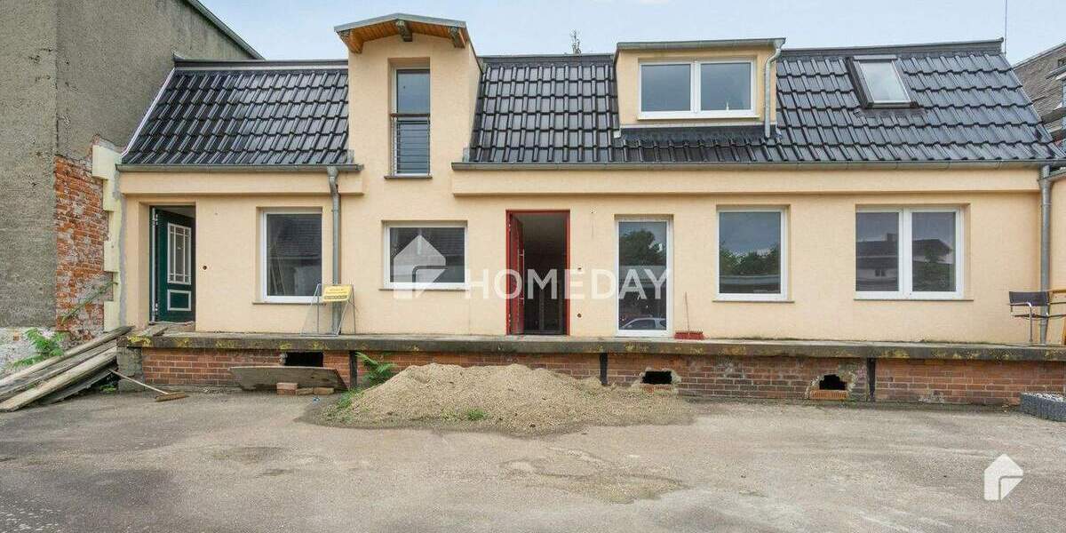 Mehrfamilienhaus, Wohnhaus Merseburg - 6 Zimmer, 750 m&sup2;, 490.000&euro; | Angebot:25696789