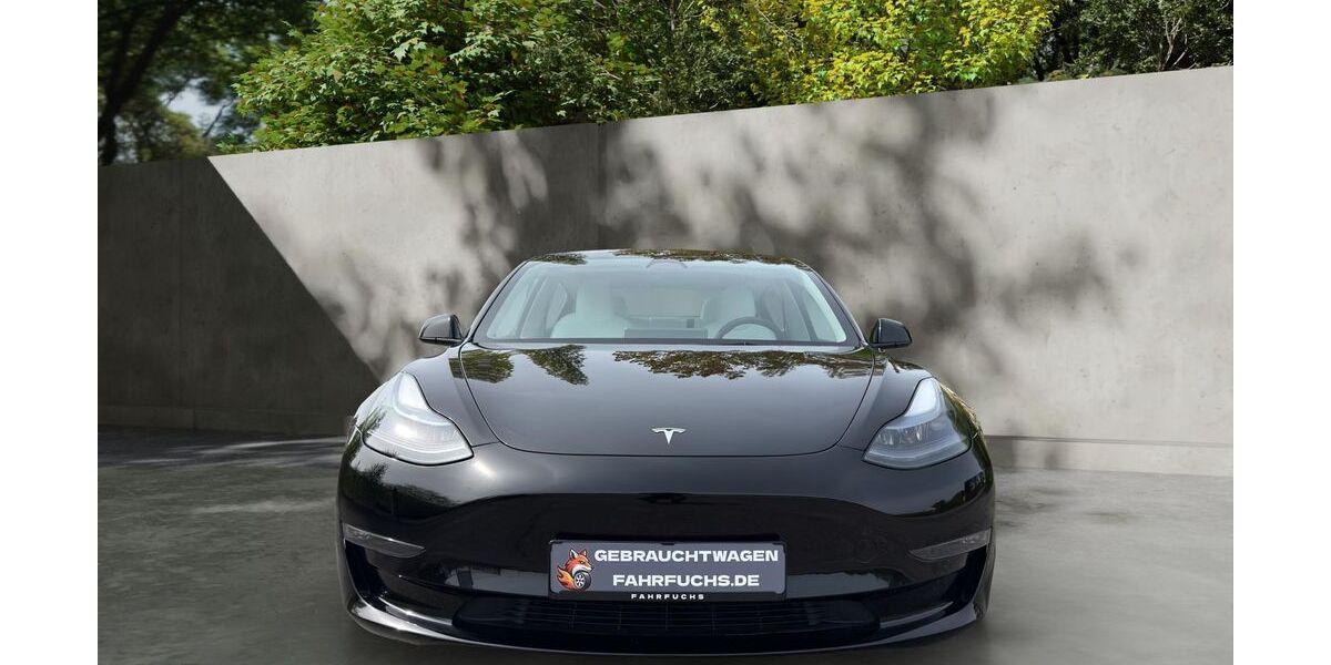 Tesla Model 3 65.000 km 29.300 &euro; Leipzig 04288
