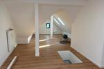 Dachgeschoßwohnung Leipzig Süd - 3 Zimmer, 90 m&sup2;, 1.080&euro; | Angebot:26335102