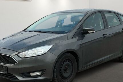Ford Focus 128.521 km 4.499 &euro; Brehna 06796