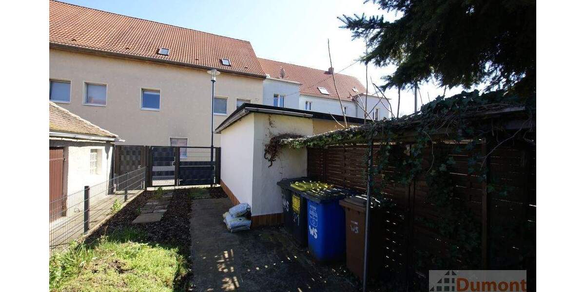 Reihenmittelhaus Leuna - 5 Zimmer, 100 m&sup2;, 94.000&euro; | Angebot:25768963