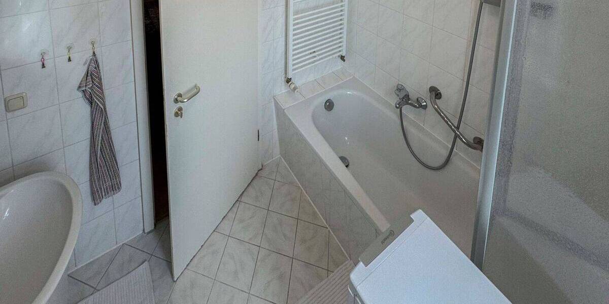 Etagenwohnung Leipzig Kleinzschocher - 2 Zimmer, 66 m&sup2;, 220.000&euro; | Angebot:26699575