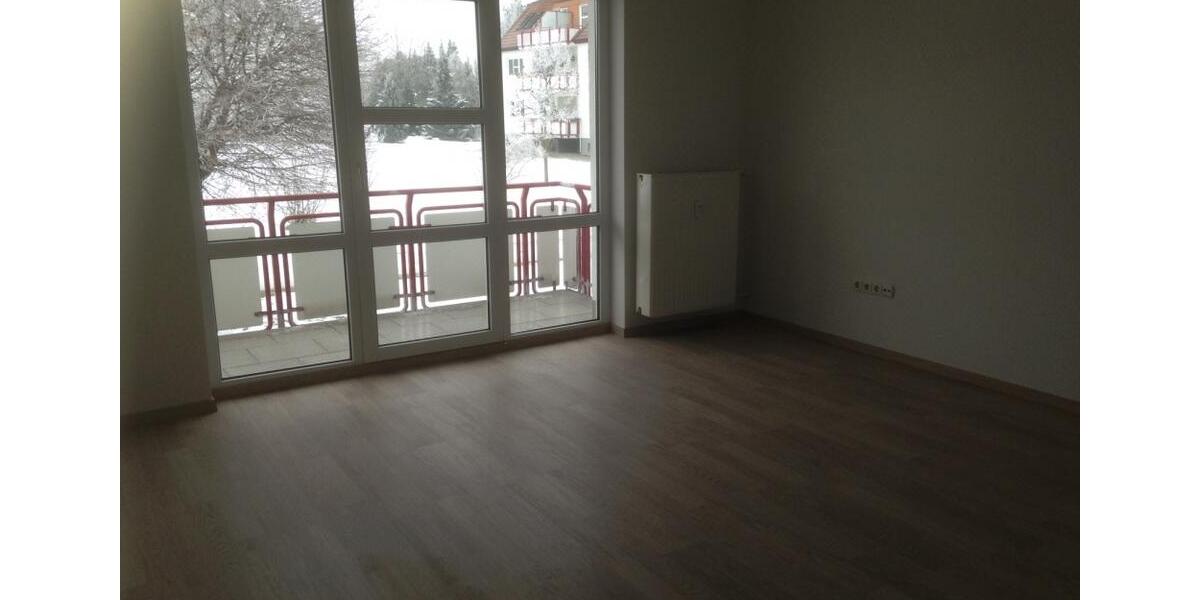 Erdgeschoßwohnung Borna - 1.5 Zimmer, 48 m&sup2;, 330&euro; | Angebot:25881885