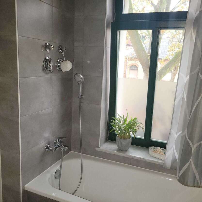 +++ Gohlis Süd, vermietete Familienwohnung mit Gartenanteil! Neue Heizung +++ 3 zimmer