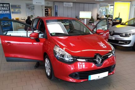 Renault Clio 138.500 km 4.950 &euro; Lützen 06686