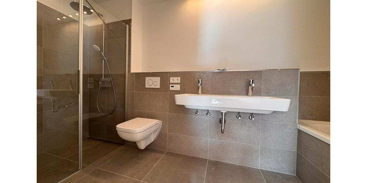 Etagenwohnung Leipzig Nordwest - 3 Zimmer, 76 m&sup2;, 1.384&euro; | Angebot:24605535