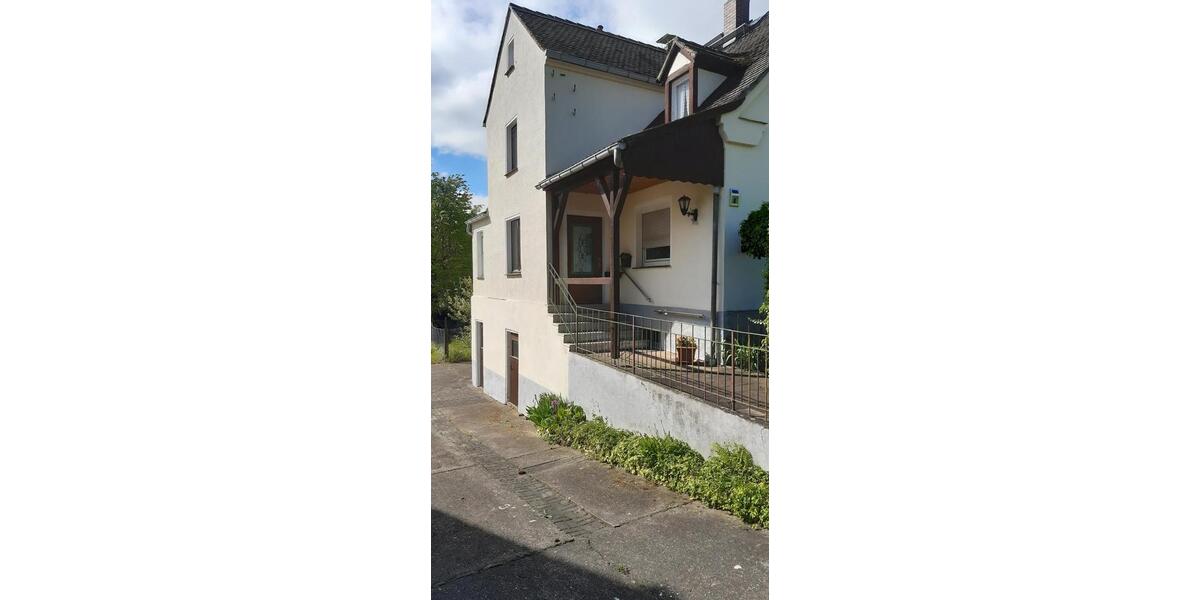 Einfamilienhaus Grimma - 7 Zimmer, 145 m&sup2;, 200.000&euro; | Angebot:27209296